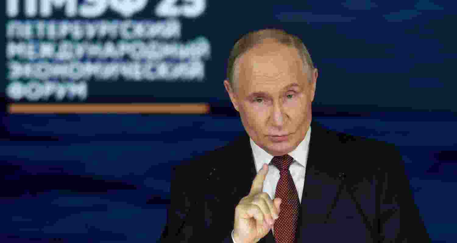 Russian President Vladimir Putin speaks at the St. Petersburg International Economic Forum (SPIEF) in St. Petersburg, Russia, on Friday