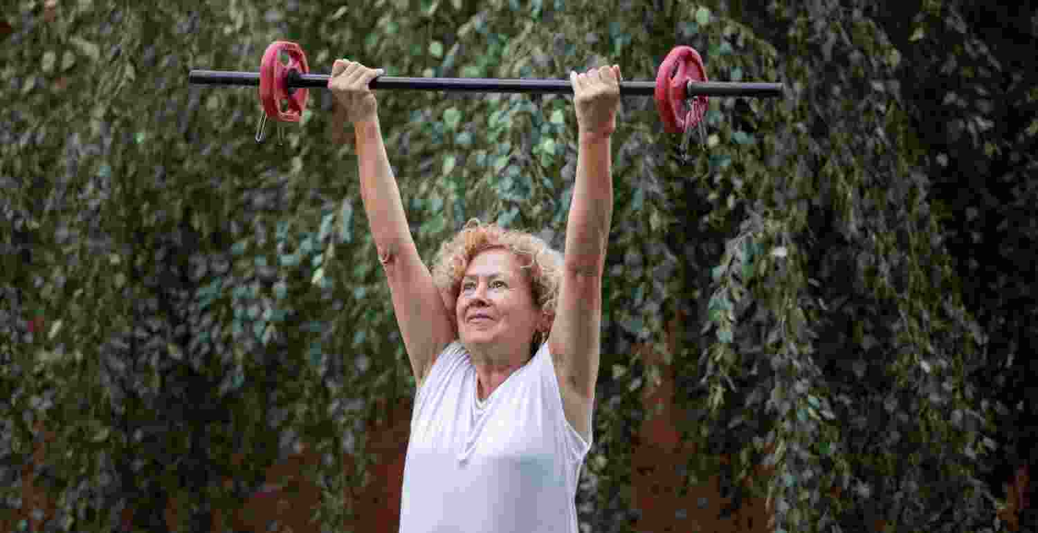 How to begin weightlifting safely in your 60s