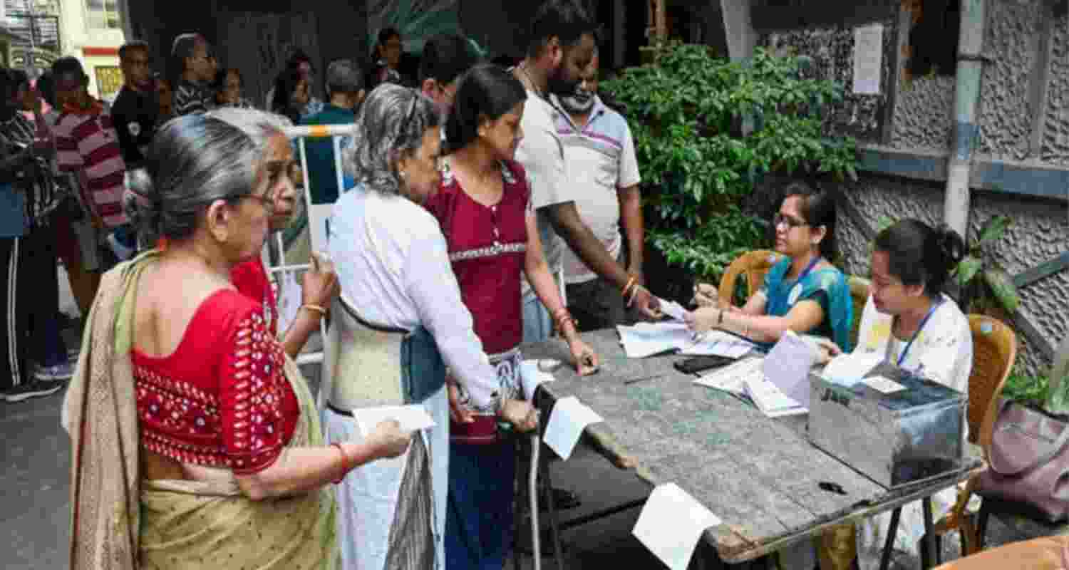 People cast their ballots in West Bengal.