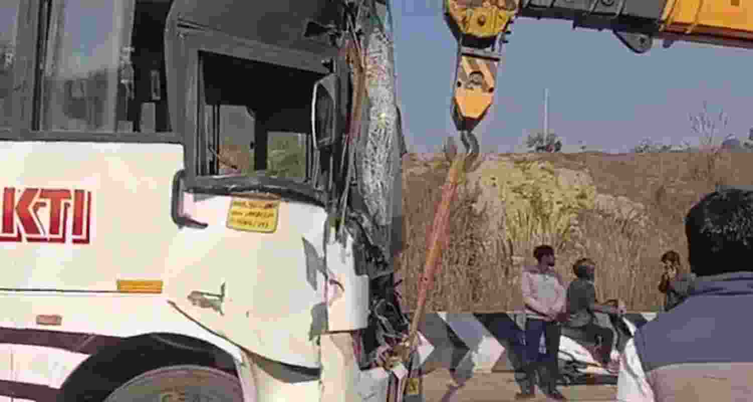 Bus carrying pilgrims to Vaishno Devi shrine met with an accident on Tuesday. I Bus carrying pilgrims to Vaishno Devi shrine met with an accident on Tuesday. I