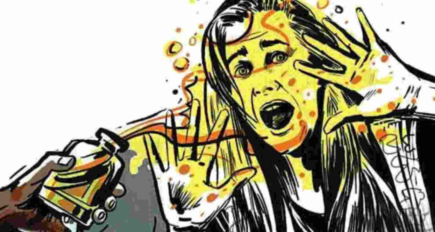 Acid attack on three girls of Karnataka.