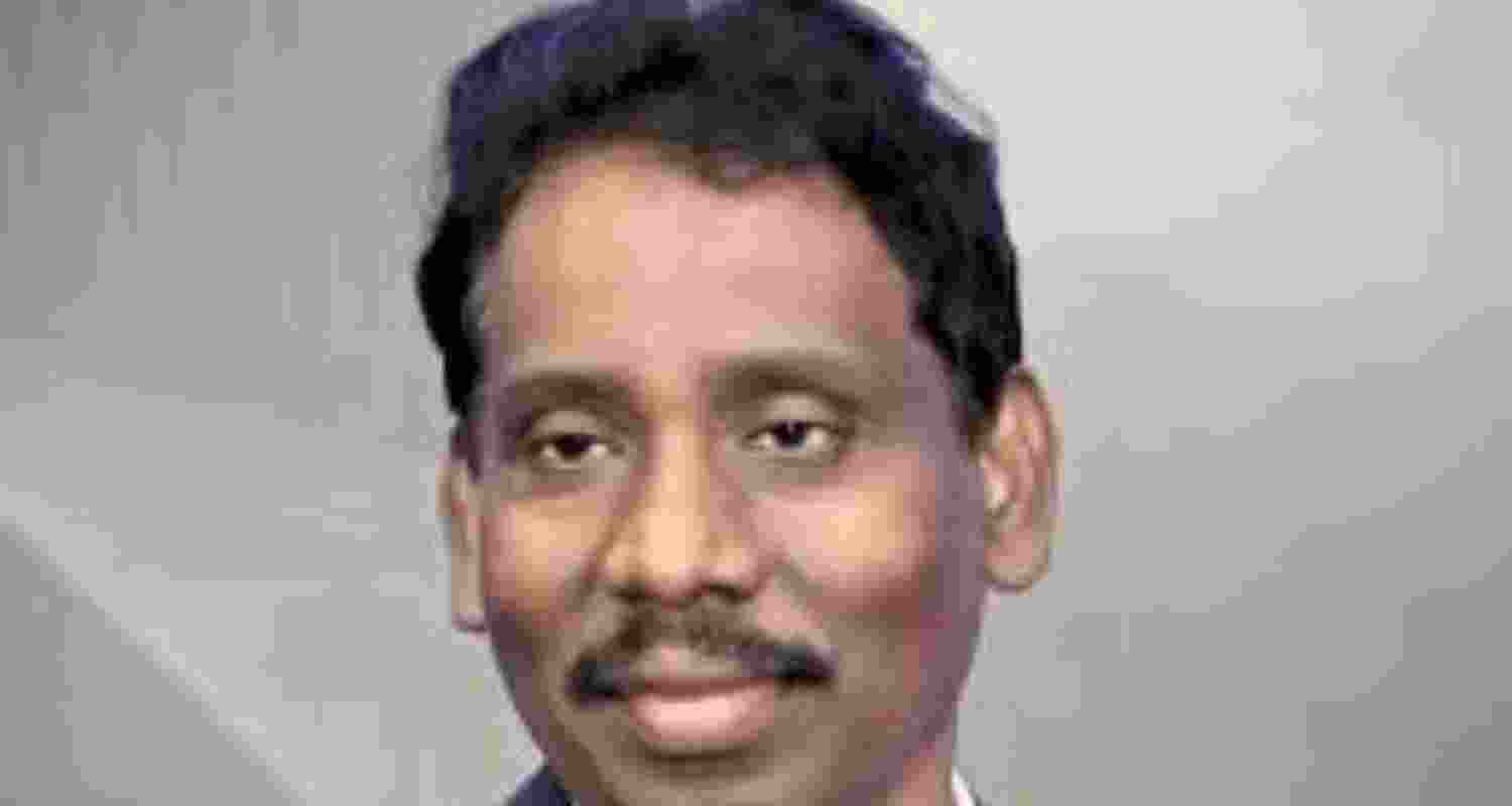  Shirish Chandra Murmu is now serving as Executive Director at the RBI, overseeing the Department of Supervision.