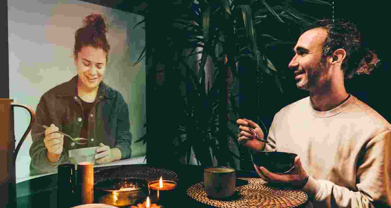 AI companions: Support at the cost of reality?