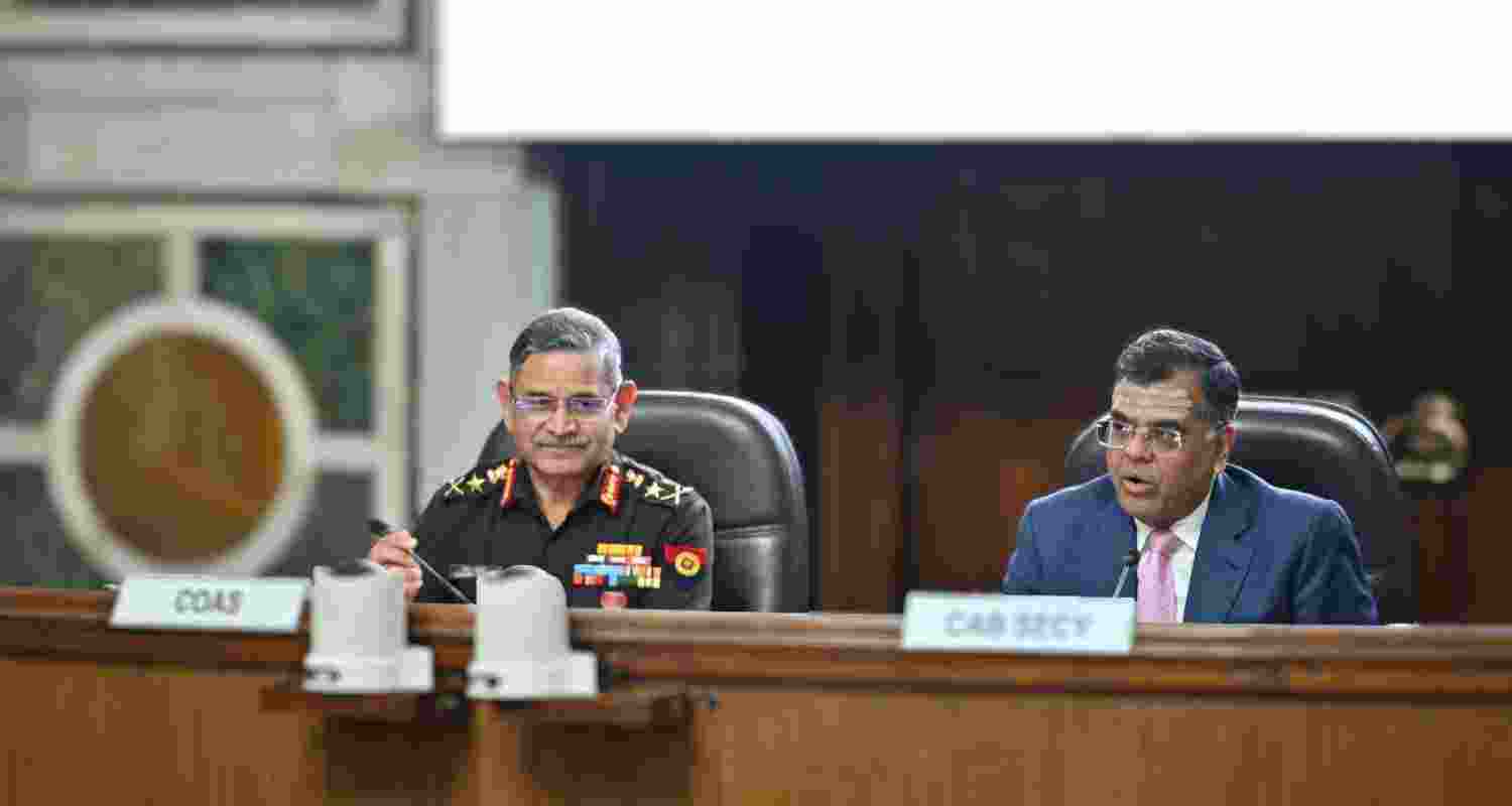 Cabinet Secretary T V Somanathan highlights AI, Atmanirbhar push at Army Commanders’ Conference. 