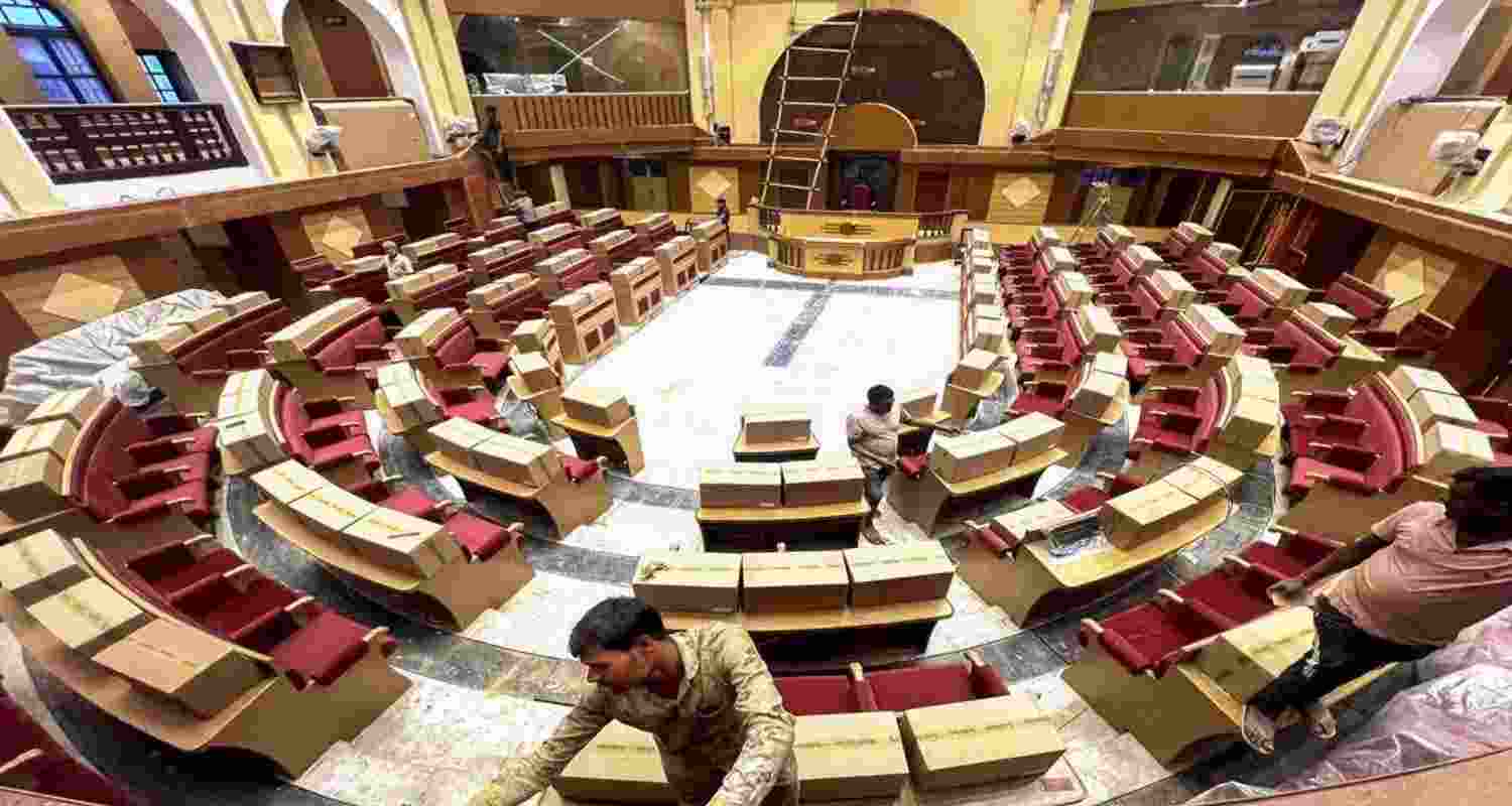 Maharashtra's newly constituted Assembly begins its special session. 