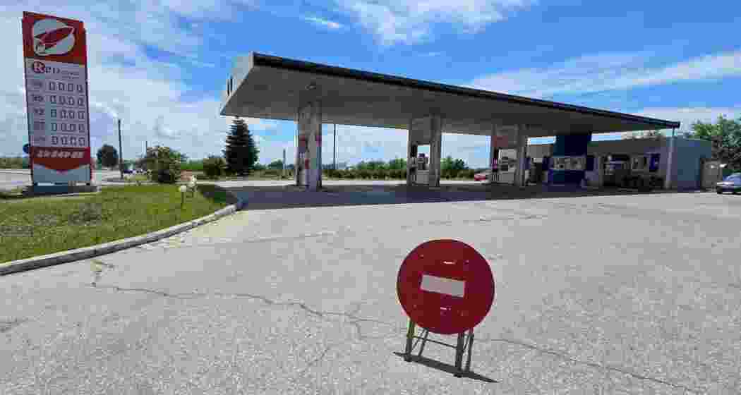 Fuel is running dry at petrol stations in Russian-held Crimea after Ukraine stepped up its attacks.