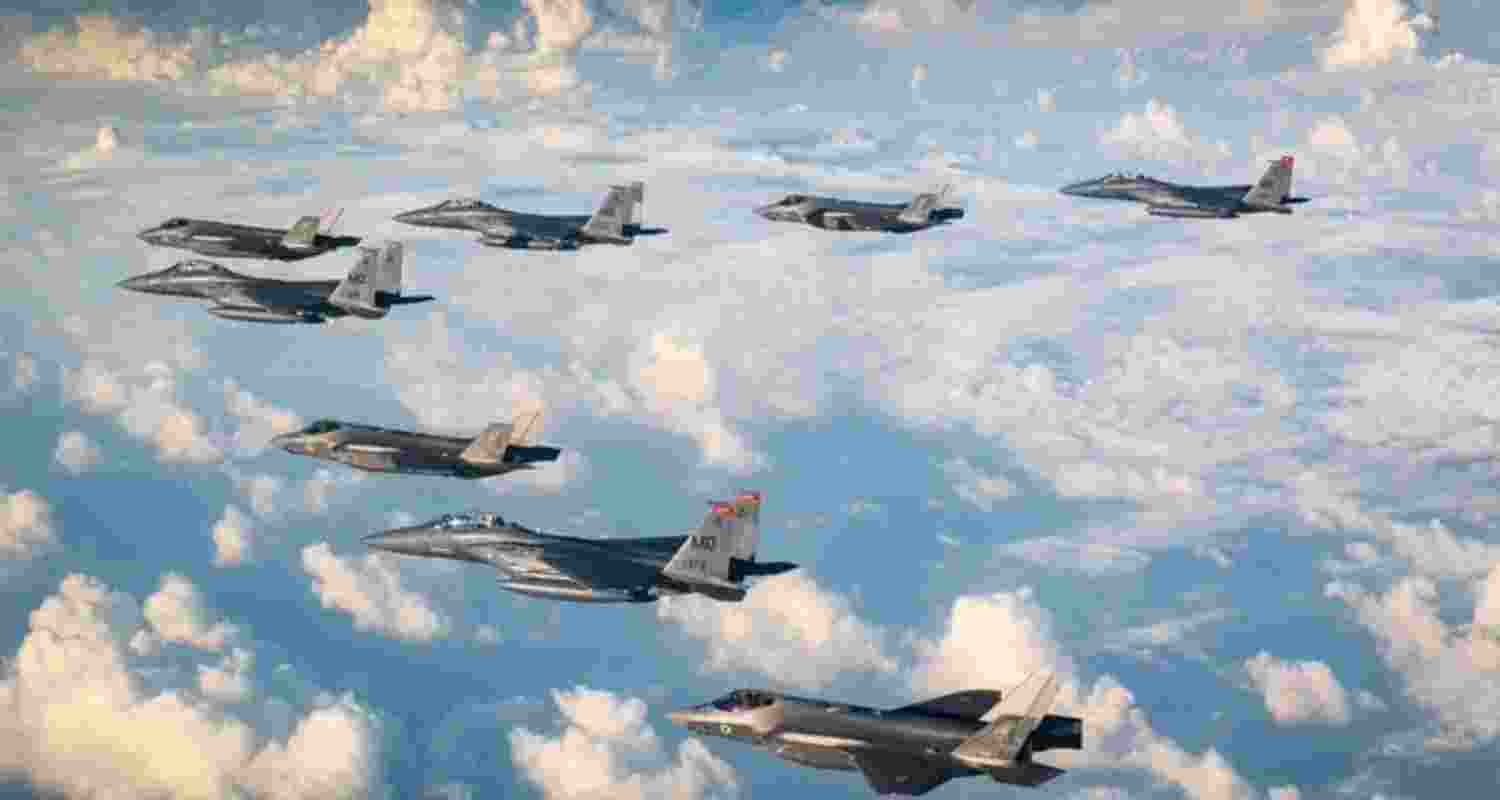 US launches fresh strikes on Iran, IRGC targets ships in Bahrain