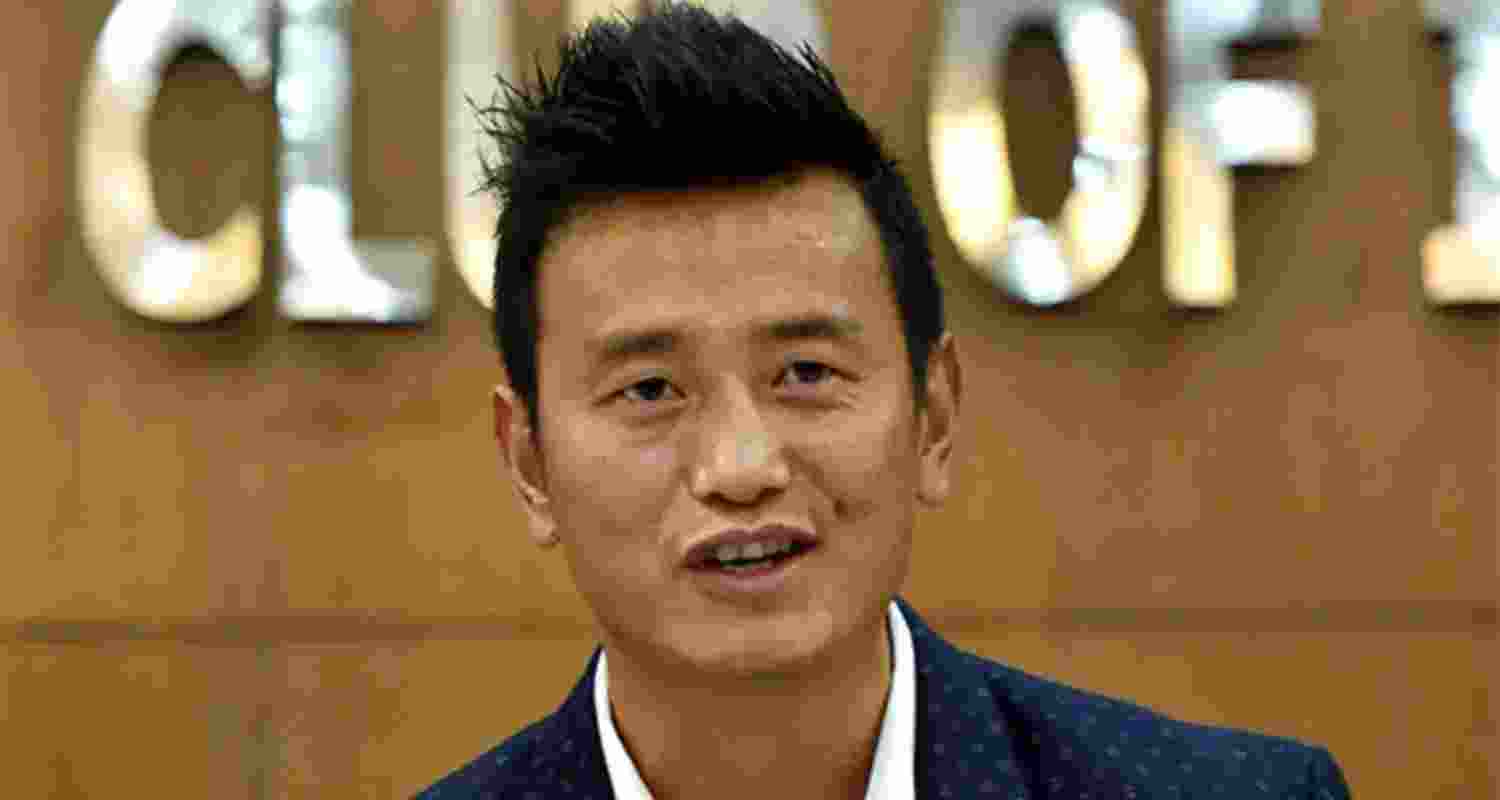  Former Indian football captain Bhaichung Bhutia also criticised the decision to let Marquez simultaneously coach both FC Goa and the national team.