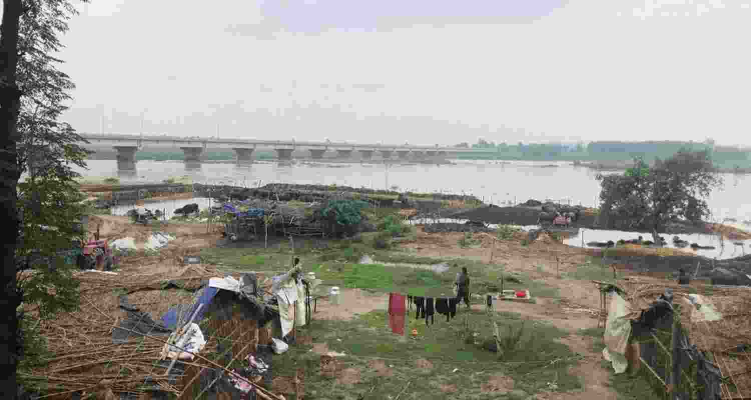 Fields in border villages along the Satluj were again flooded after the embankment on the Pakistan side collapsed.