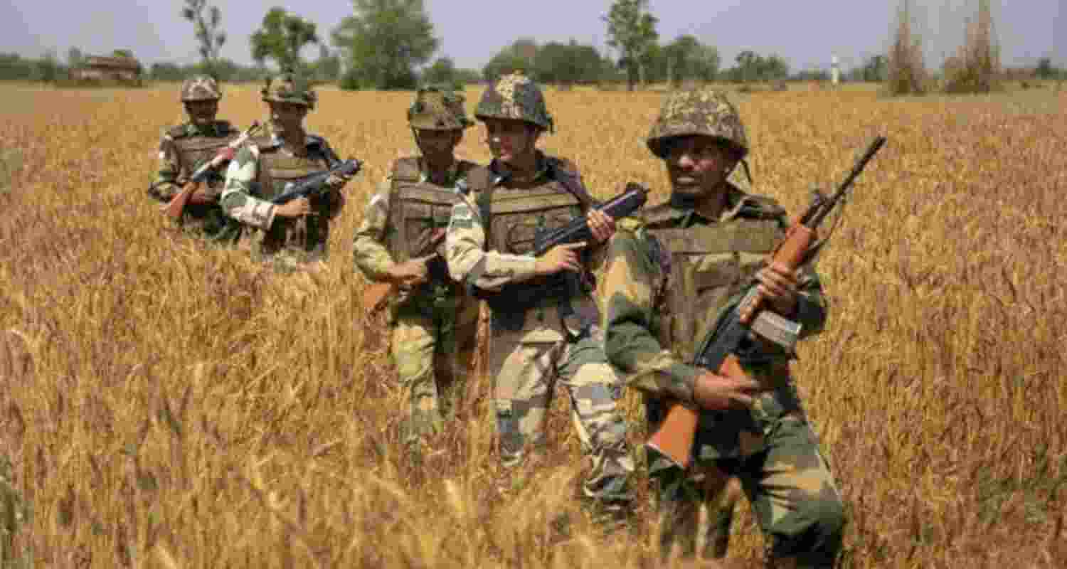 Two BSF personnel injured after being assaulted by locals 