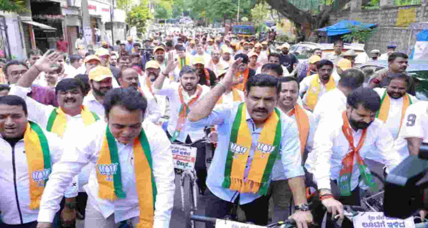 BJP stages demonstration against bus fare hike in K'taka