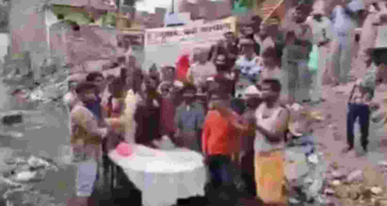 BJP councillor cuts birthday cake in sewage to protest civic neglect in Agra 