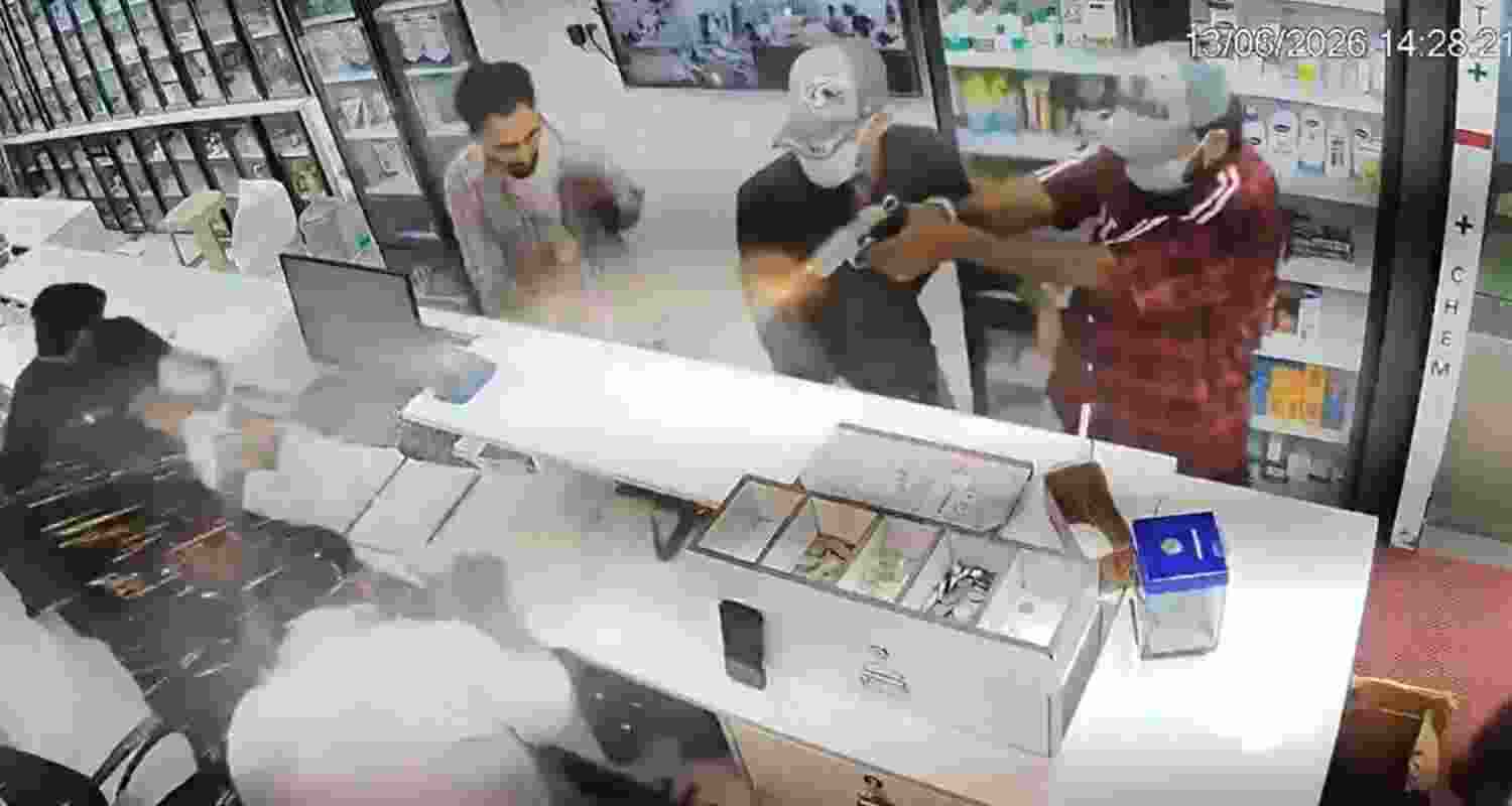 Chandigarh Police arrested two suspects from Jammu and Kashmir in the murder of a pharmacy cashier. 