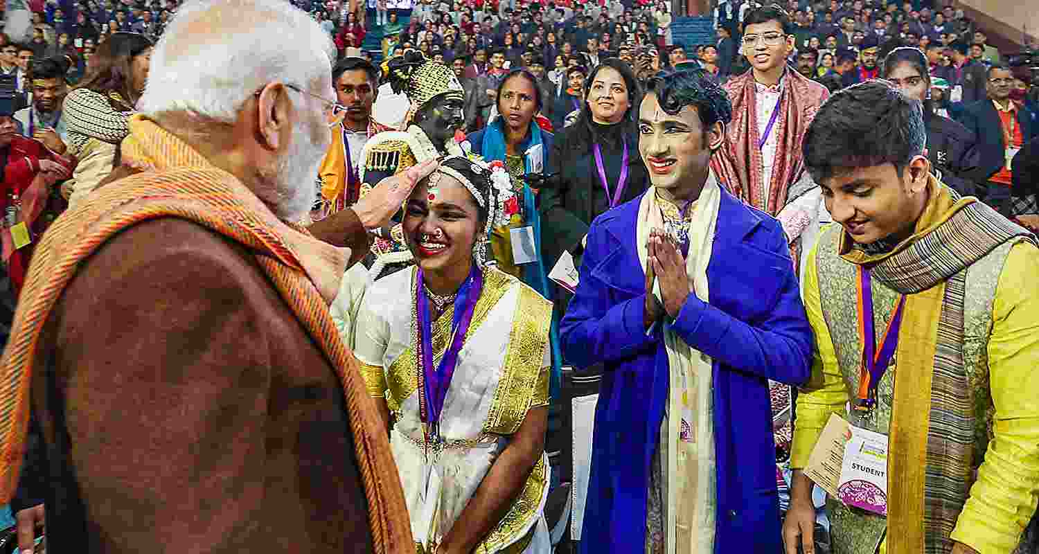 Prime Minister Narendra Modi instill resilience in children parents and teachers should collectively address challenges  Pariksha Pe Charcha 