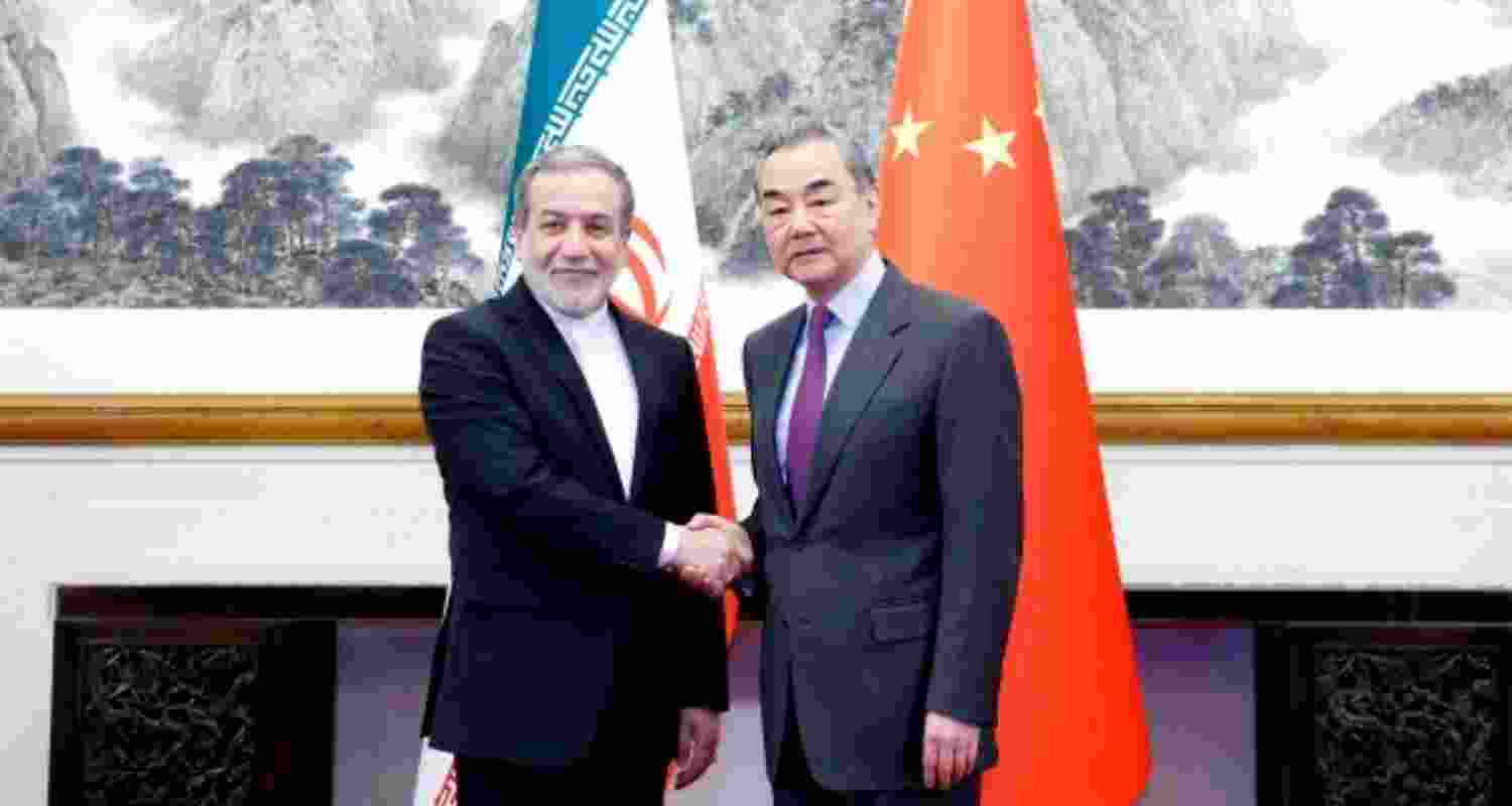  Iranian Foreign Minister Abbas Araghchi and his Chinese counterpart Wang Yi. Image: X