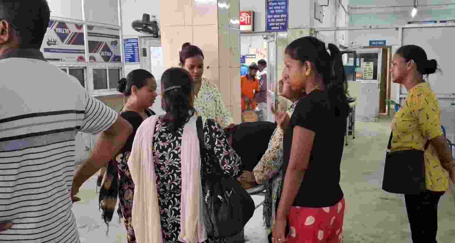 A Class VI student died after drowning during a swimming session at a private school in Asansol, prompting police and school inquiries.