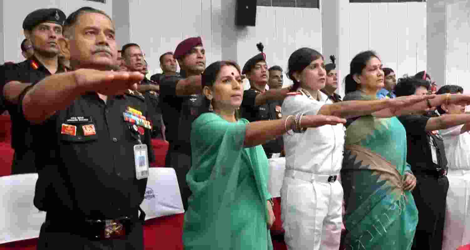 Indian Army Chief, wife take pledge for organ donation