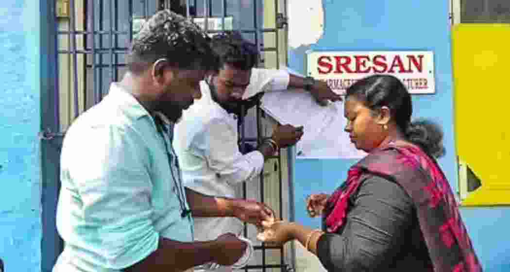 Officials inspect Sresan Pharmaceuticals’ facility in Tamil Nadu after its licence was revoked over the adulterated Coldrif syrup, linked to the deaths of 22 children in Madhya Pradesh.