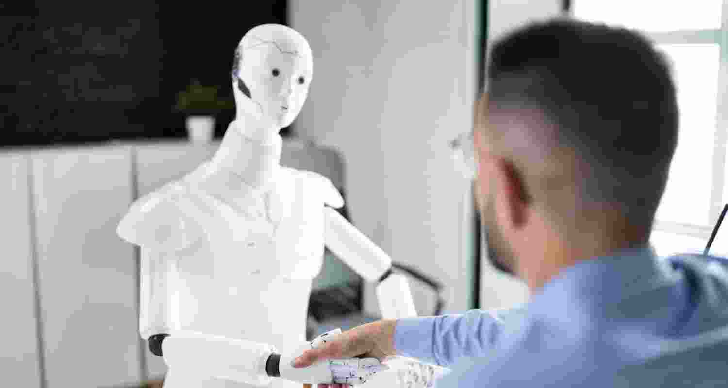 Co-working with AI: How to build successful human-machine synergy