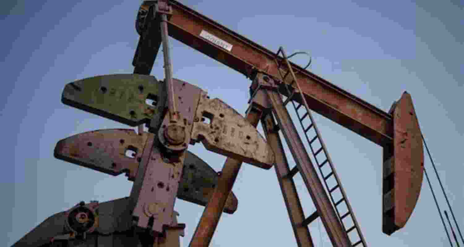Crude oil prices jump to $72 a barrel in early trade