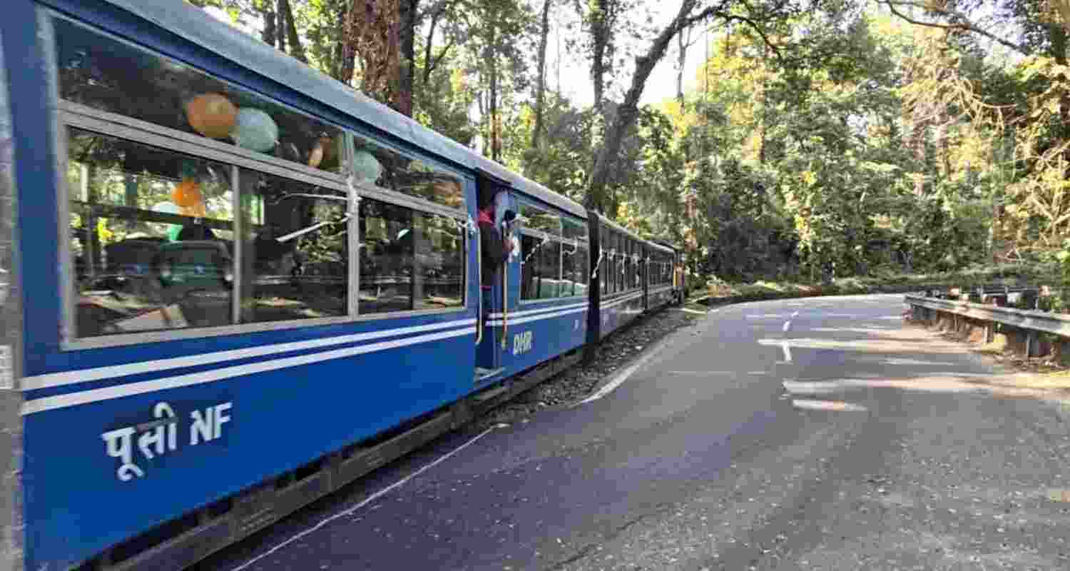 Darjeeling Toy Train hits record passengers and revenue in 2025–26, driven by tourism surge, service upgrades and revival of heritage steam engines.