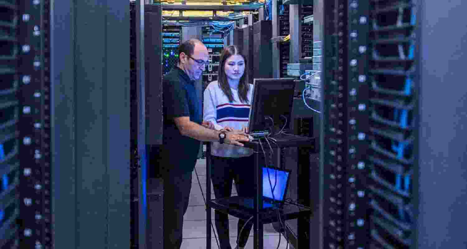 The report calls for fast-tracking and simplifying approvals for setting up data centre facilitation units.