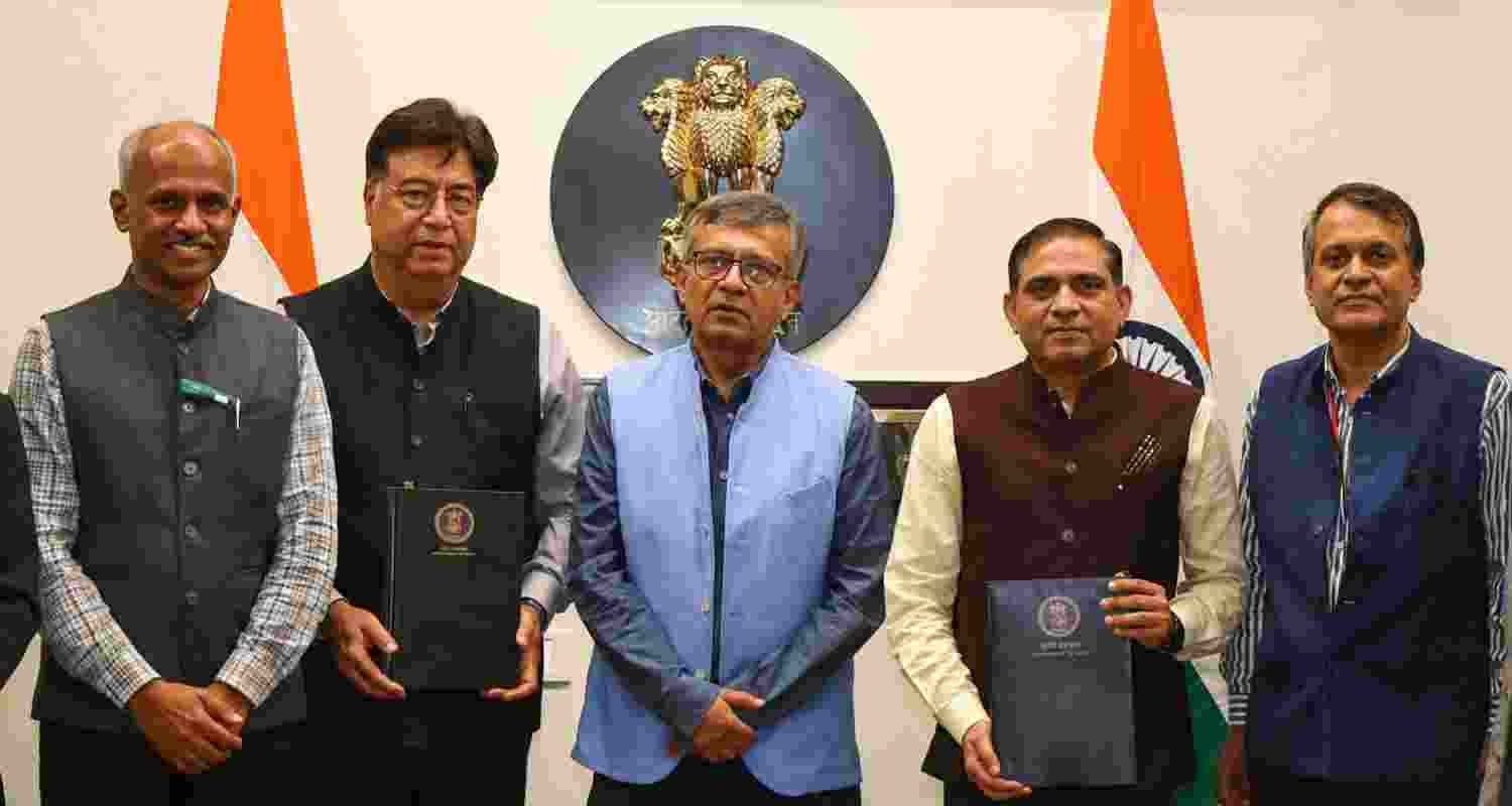 Defence Ministry signs a Rs 449-crore deal with Bengaluru-based firm to supply 20 indigenous GNSS jammers for the Indian Navy.