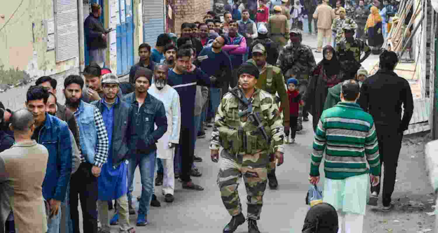 Delhi Assembly Polls: 1,100 MCC violation cases filed