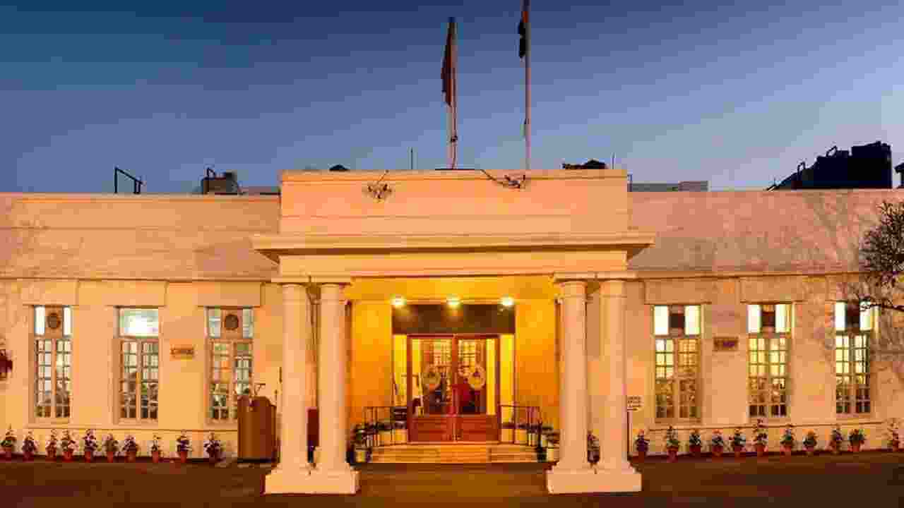 HC seeks Centre's response to plea on Gymkhana Club eviction move