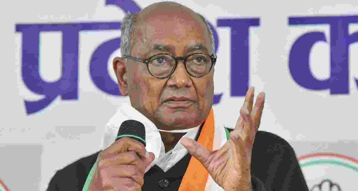 Digvijaya bells the cat in Congress