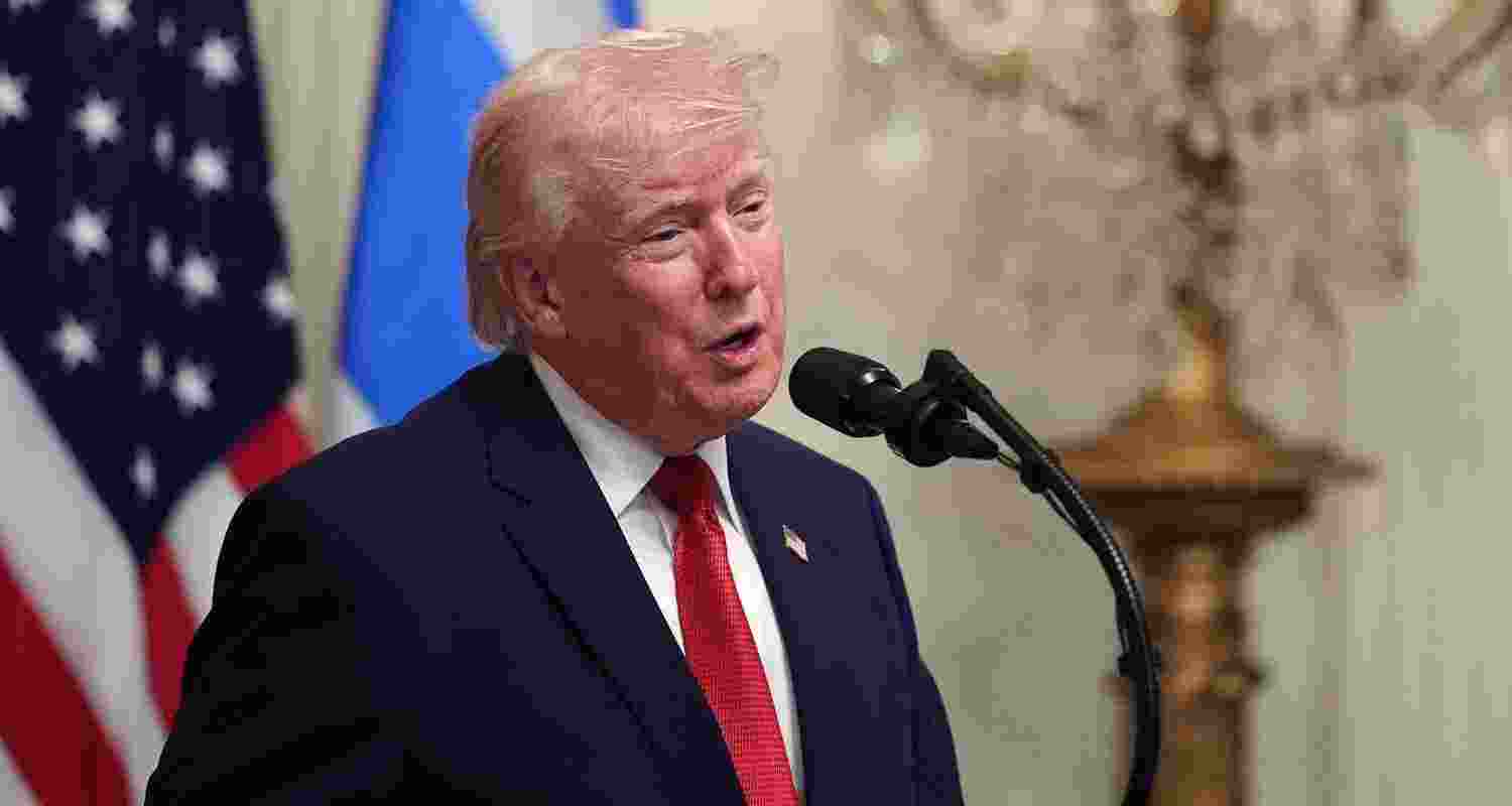 Trump delays Iran strike deadline to April 6 as war escalates, oil prices rise, and global tensions grow amid ongoing Israel-Iran conflict.