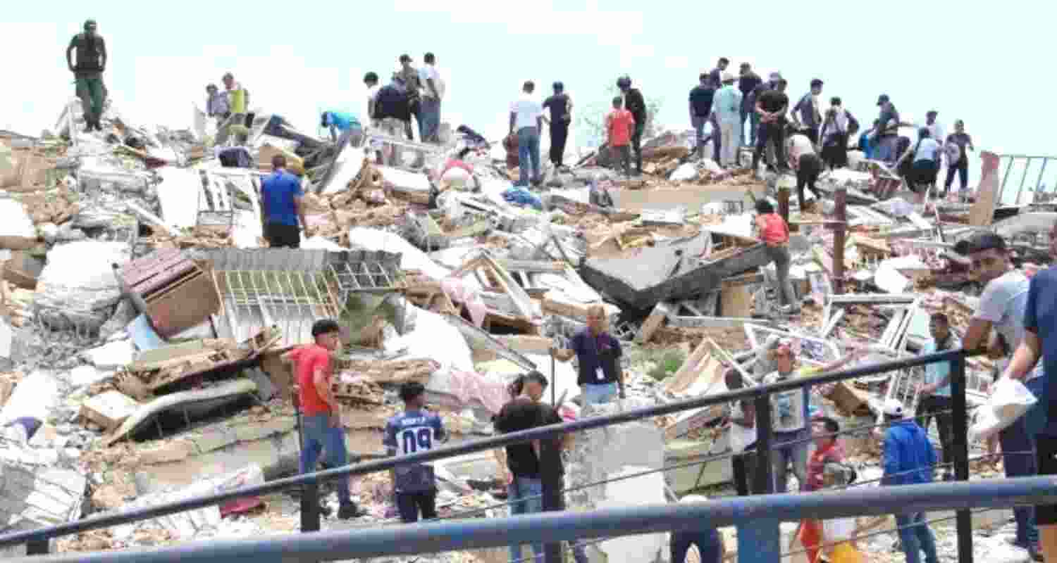Death toll rises to 235 in Venezuela earthquakes, 4,300 injured