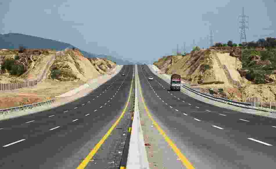 Gadkari approves Rs 3,589 cr to upgrade Bhopal-Kanpur corridor in 4-lane