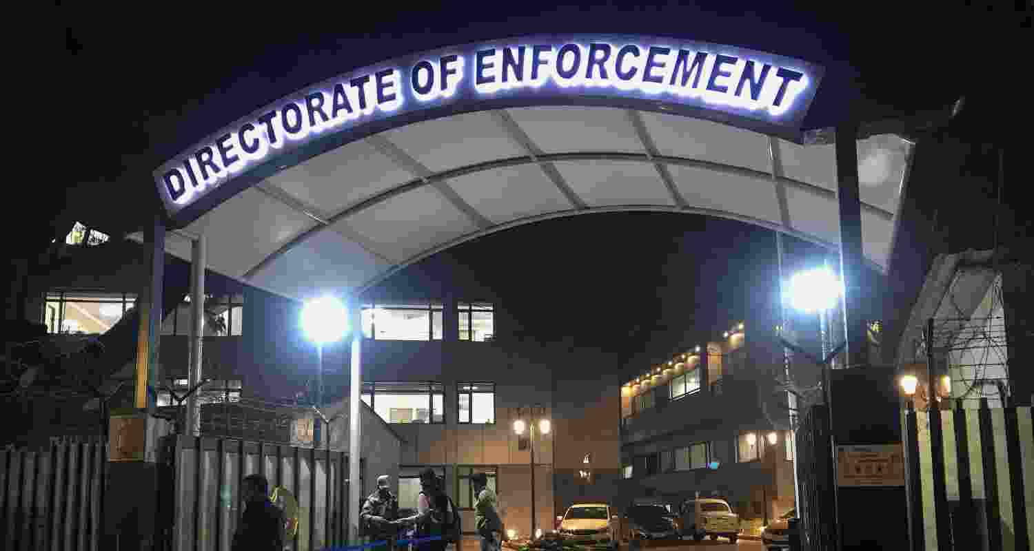 ED seizes documents and digital evidence in a Rs 2,110.97 crore Karnataka money laundering probe involving alleged investor fraud and fund diversion.