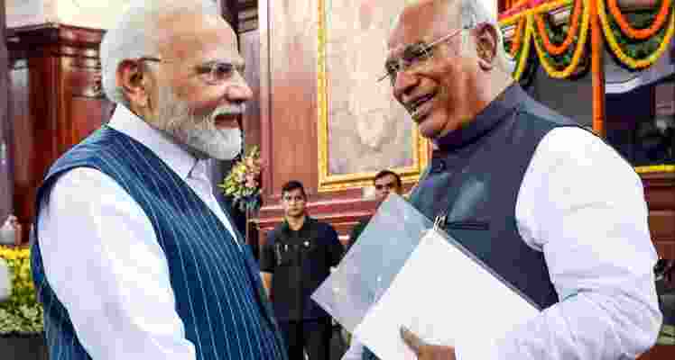 PM Modi, congress, kharge, power, maldives, india, lakshadweep 