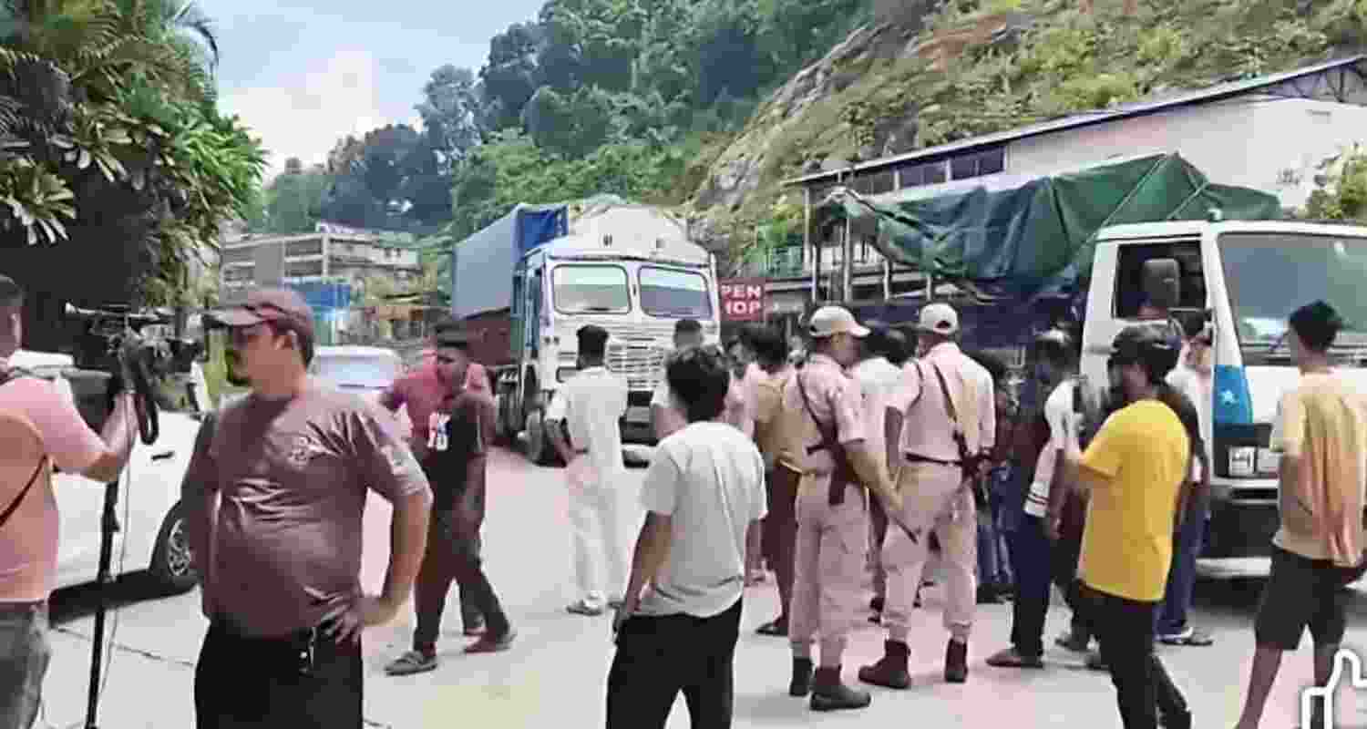 A day after the violence, the movement of vehicles between Guwahati and Shillong remained disrupted on Thursday.