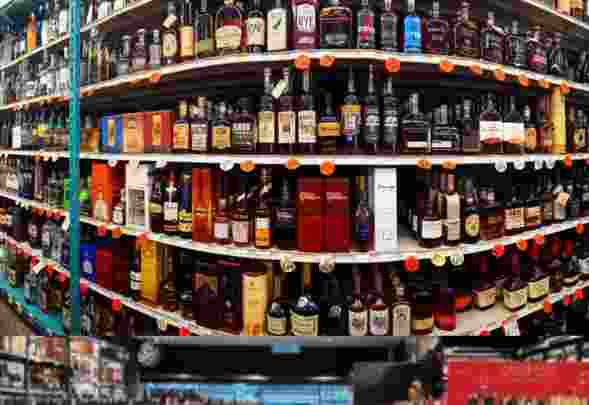 Delhi govt extends existing excise policy for hotels, clubs