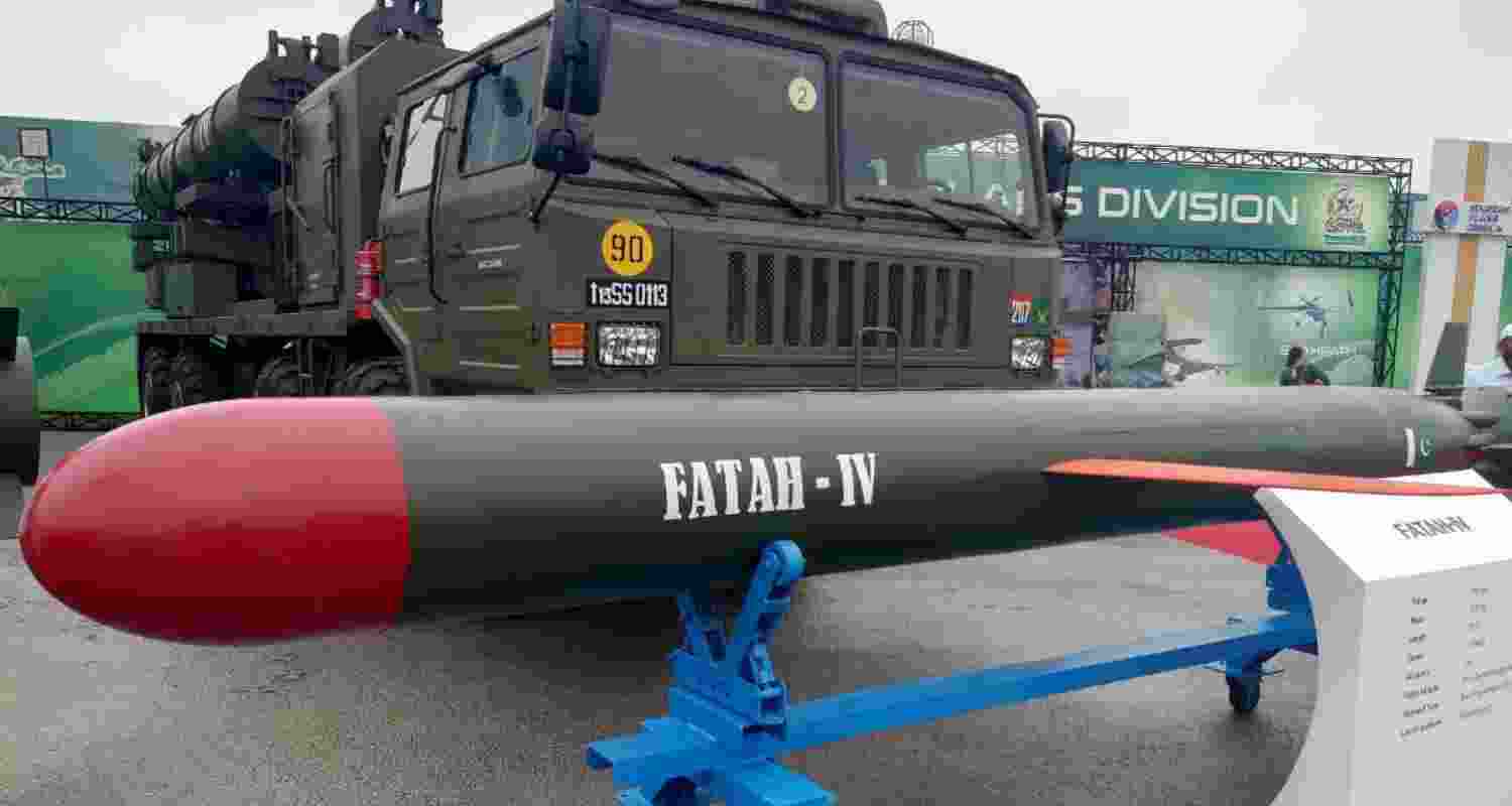 Pakistan test-fires cruise missile