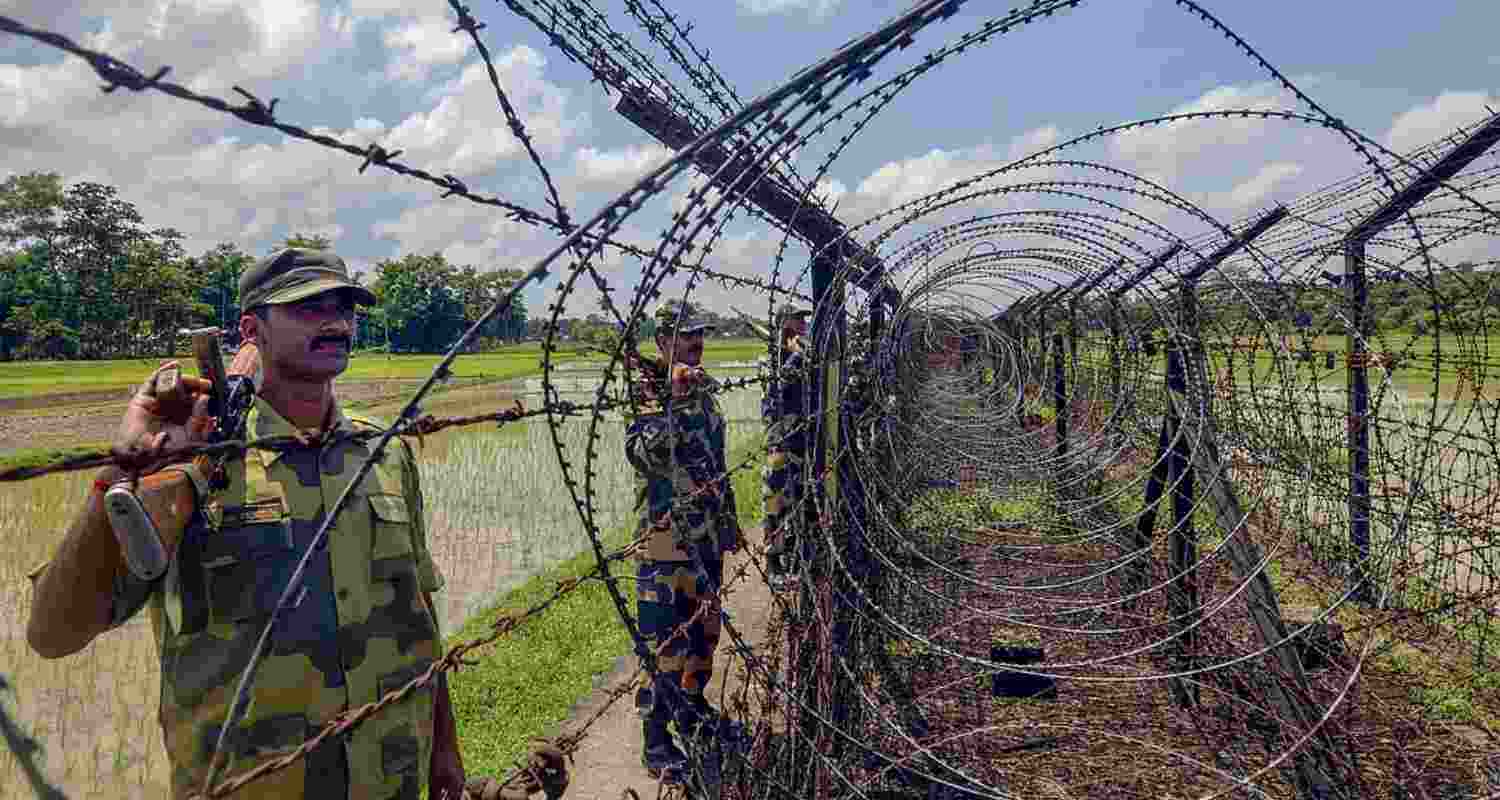India completes fencing on most of Pak, Bangladesh borders