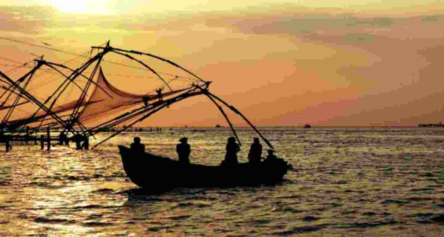 12 Indian fishermen held by Sri Lankan navy