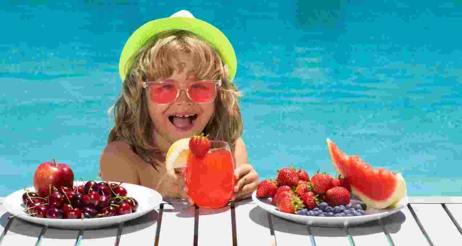 Five foods that keep children hydrated during a heatwave