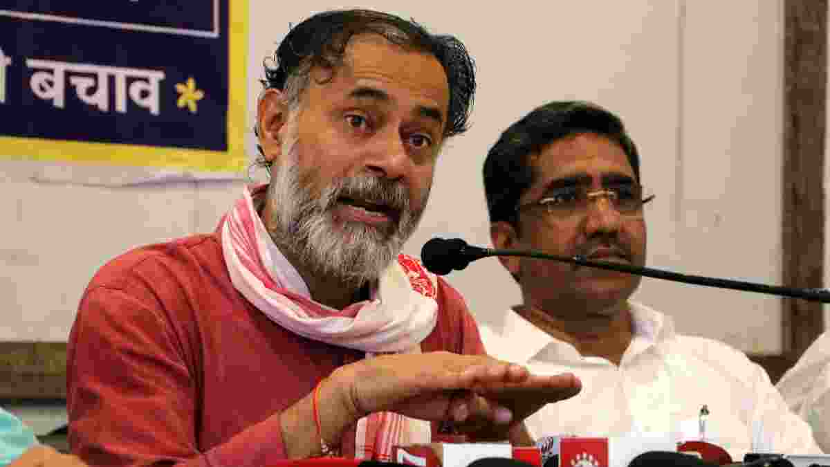 Maharashtra has ‘jhoot, loot, phoot’ govt : Yogendra Yadav
