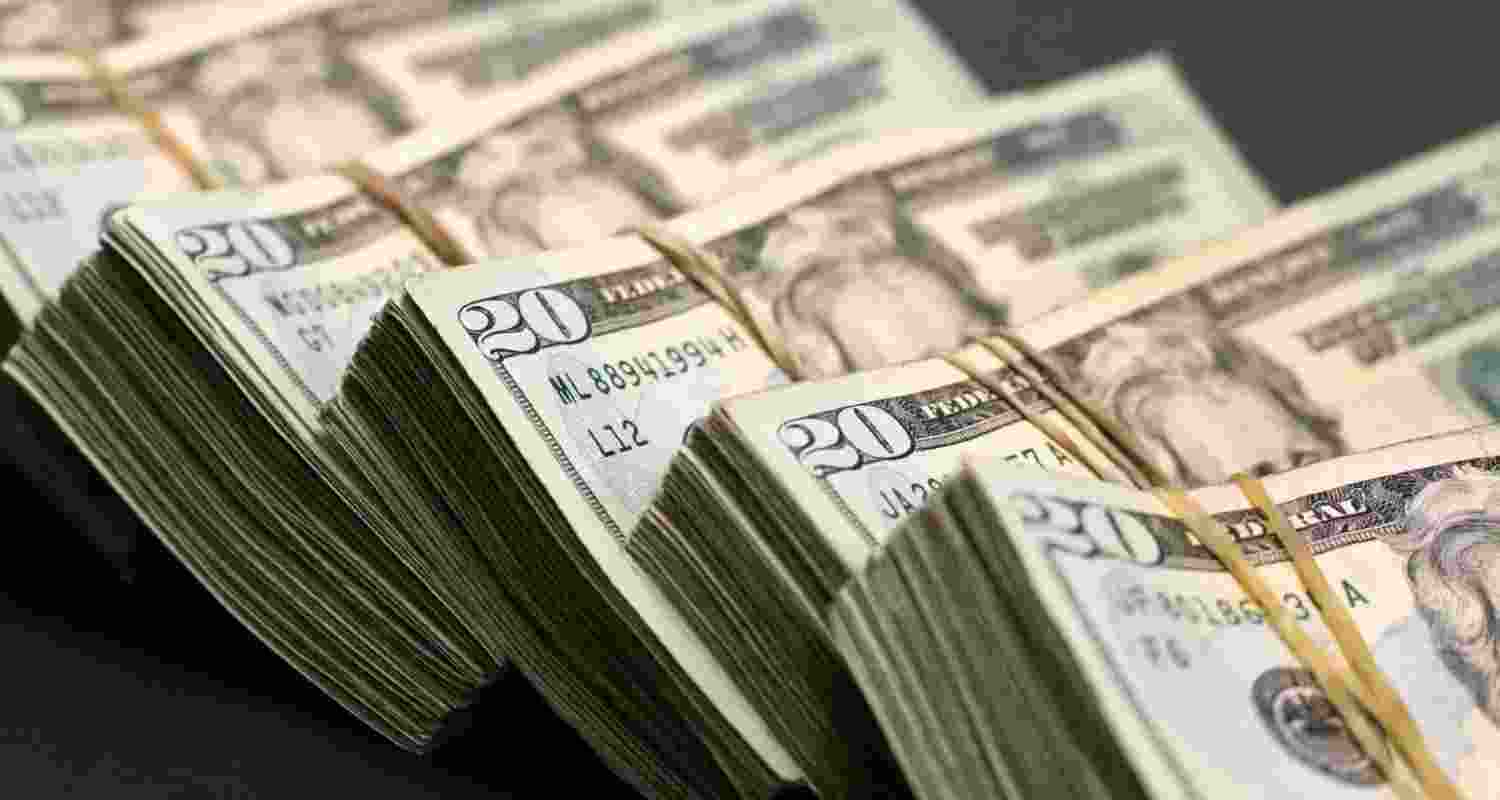 The gold reserves increased by USD 3.53 billion to USD 90.299 billion during the week, the data said