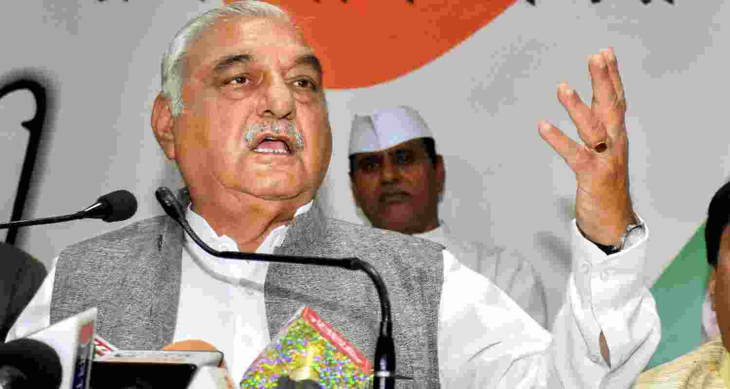 Despite brisk arrivals of paddy in Haryana’s markets, farmers are facing immense hardship due to the absence of procurement