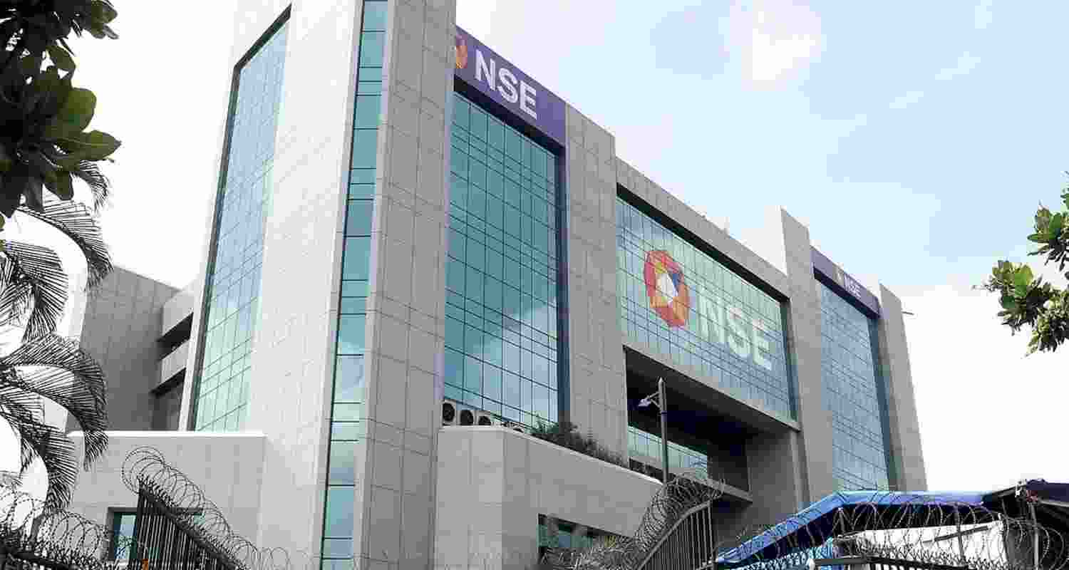 Foreign portfolio investors (FPIs) have already withdrawn over ₹22,530 crore (USD 2.5 billion) from Indian equities between January 1 and 16, 2026, according to data from NSDL