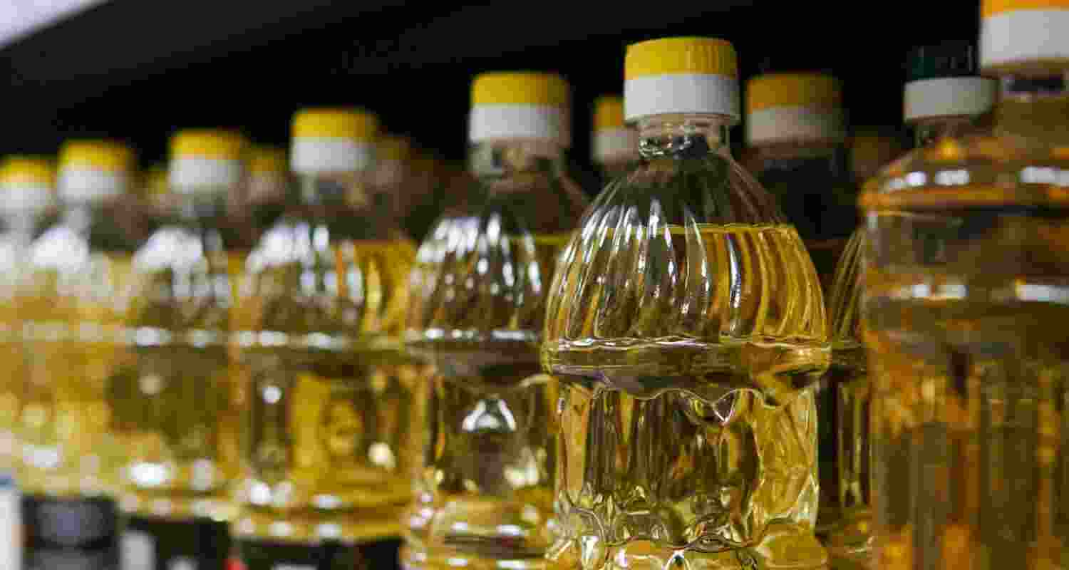 India’s vegetable oil industry body has requested the Centre to life restrictions on tax credit refunds to improve cash flows in the sector, especially for MSMEs and domestic manufacturers