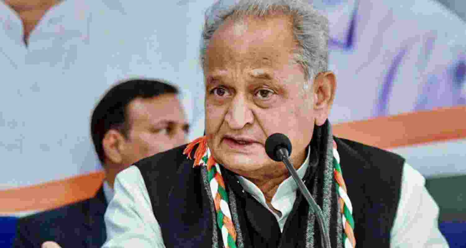 An announcement was made from the dais that the leaders had to leave as they had poll-related engagements