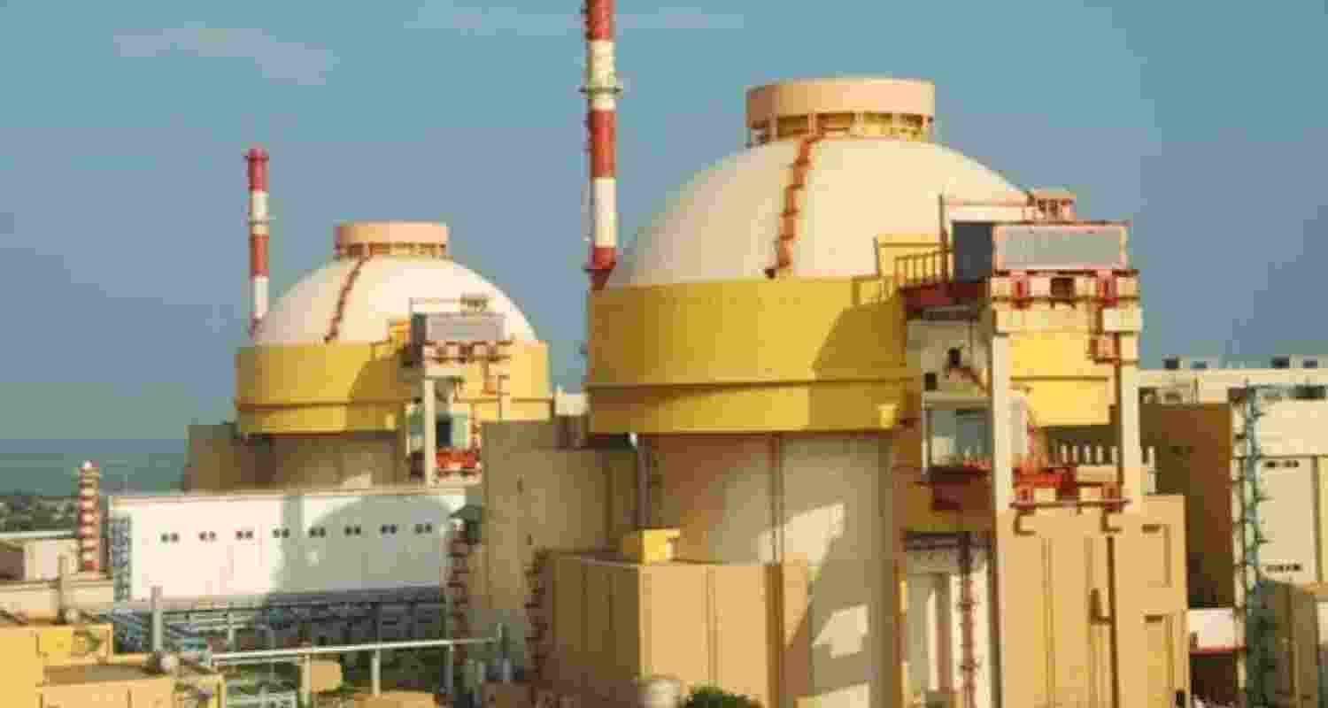 A total of seven flights from Russia are planned to supply the entire reactor core and some reserve fuel