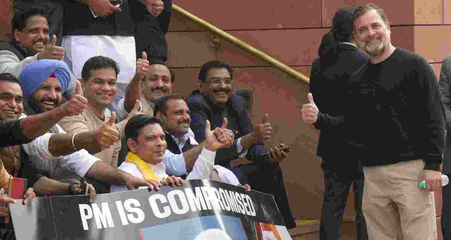 The war of words started when BJP leader Bittu was passing by protesting MPs at the Makar Dwar of the Parliament, and commented on them saying: “They are sitting as if they won a war.”