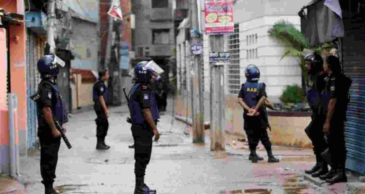 Samrat, who had had allegedly formed a criminal gang and was involved in extortion and other criminal activities, was beaten up by locals when he, along with his group members, tried to extort money from a resident’s house, the report said